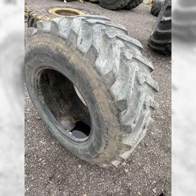 Бу шина 18.4-26 (*Michelin Power CL*)