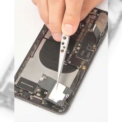 Заміна нижнього поліфонічного динаміка в iPhone XS