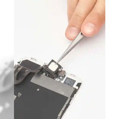 Заміна слухового динаміка в iPhone 8 Plus
