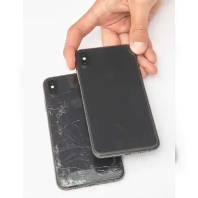 Заміна задньої кришки iPhone XS